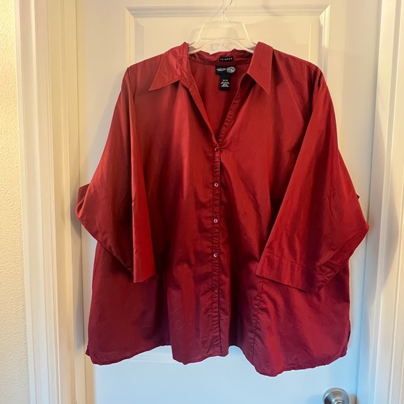 Lane Bryant Maroon 3/4 sleeve dress shirt. Venezia Jean Co - Picture 5 of 8